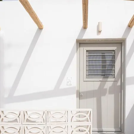 White W3 New In Διαμέρισμα *